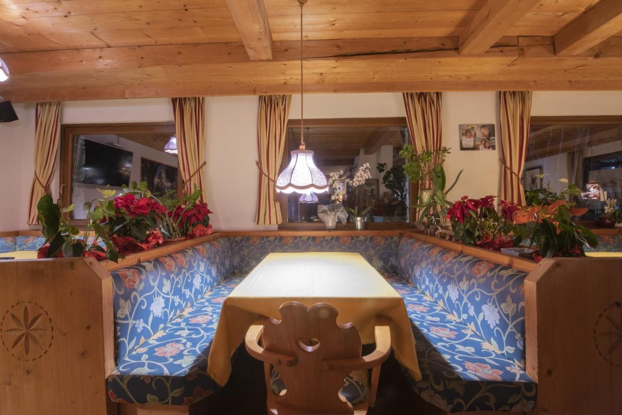 Hotel Rascard Valtournenche Buitenkant foto