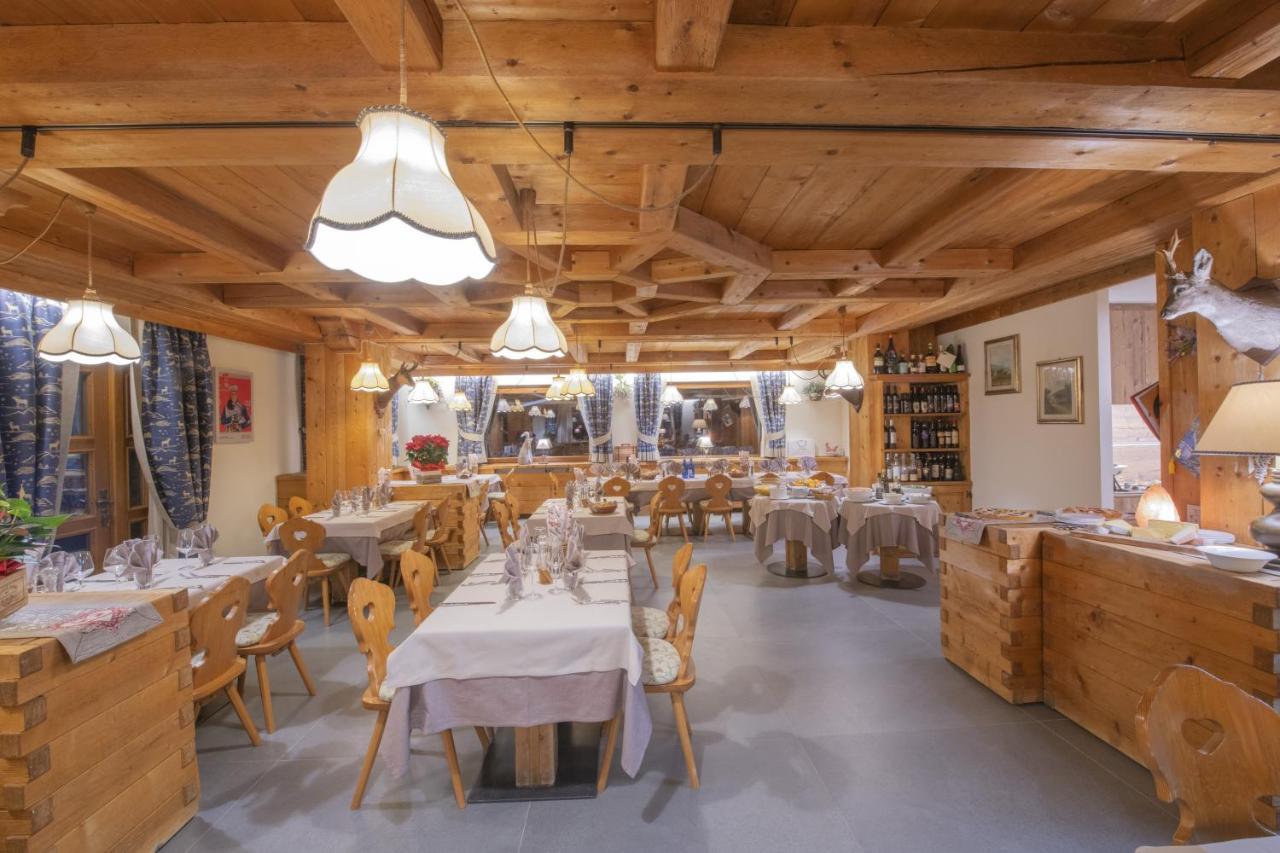 Hotel Rascard Valtournenche Buitenkant foto