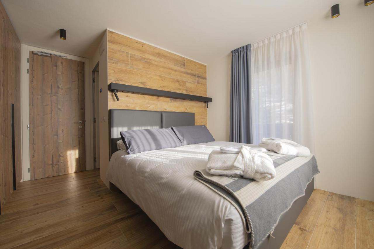 Hotel Rascard Valtournenche Buitenkant foto